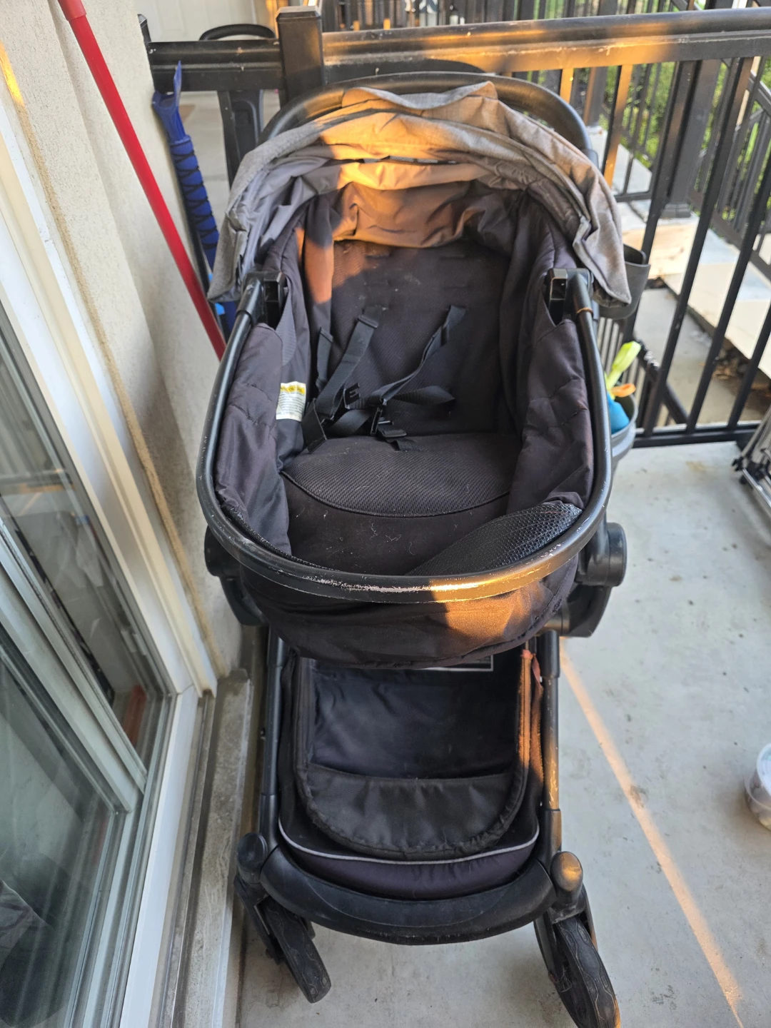 Graco Black Baby Stroller - photo 2