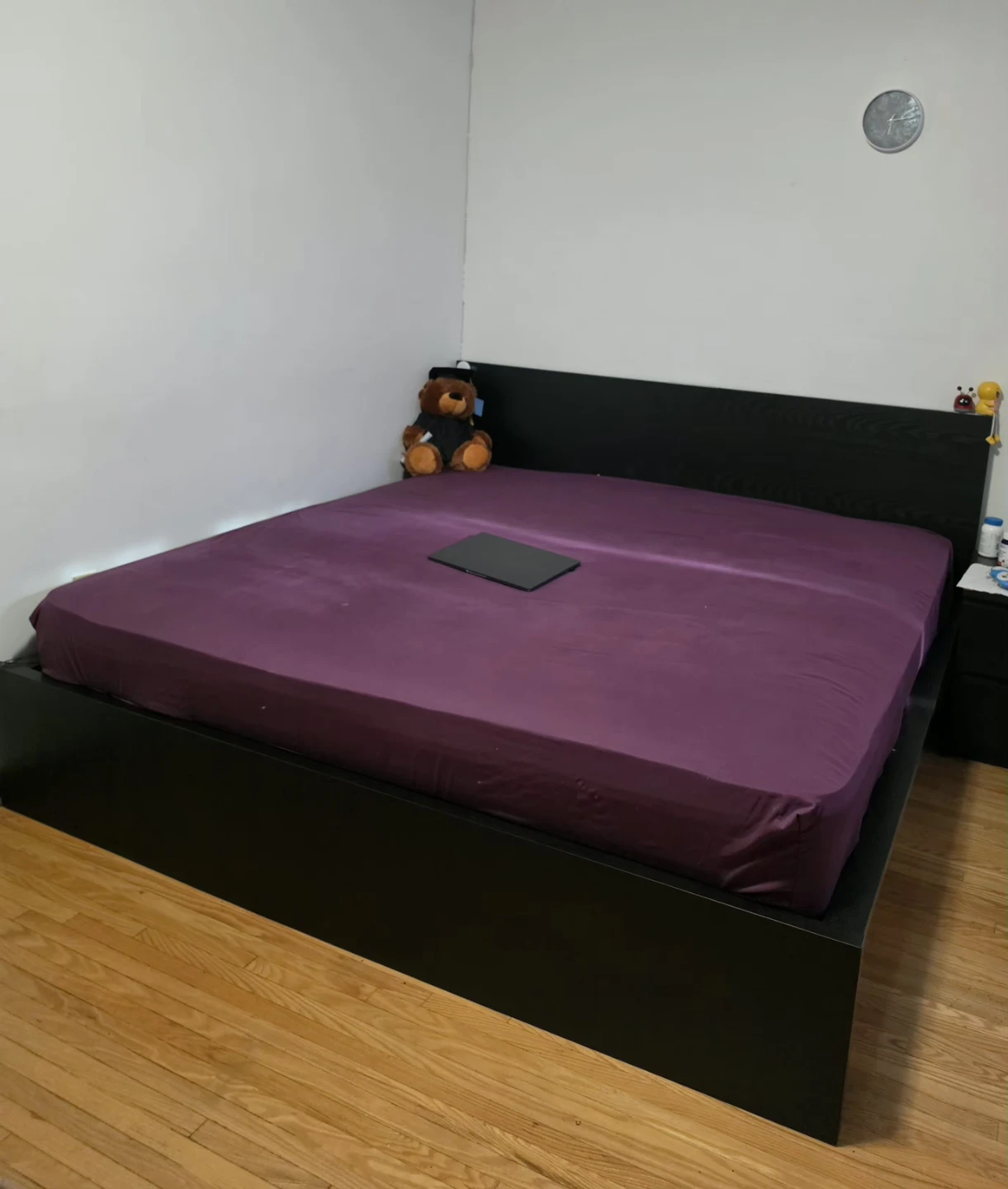 🛏️ BED FRAME + MATTRESS FOR SALE — GREAT CONDITION! ✨ - photo 2