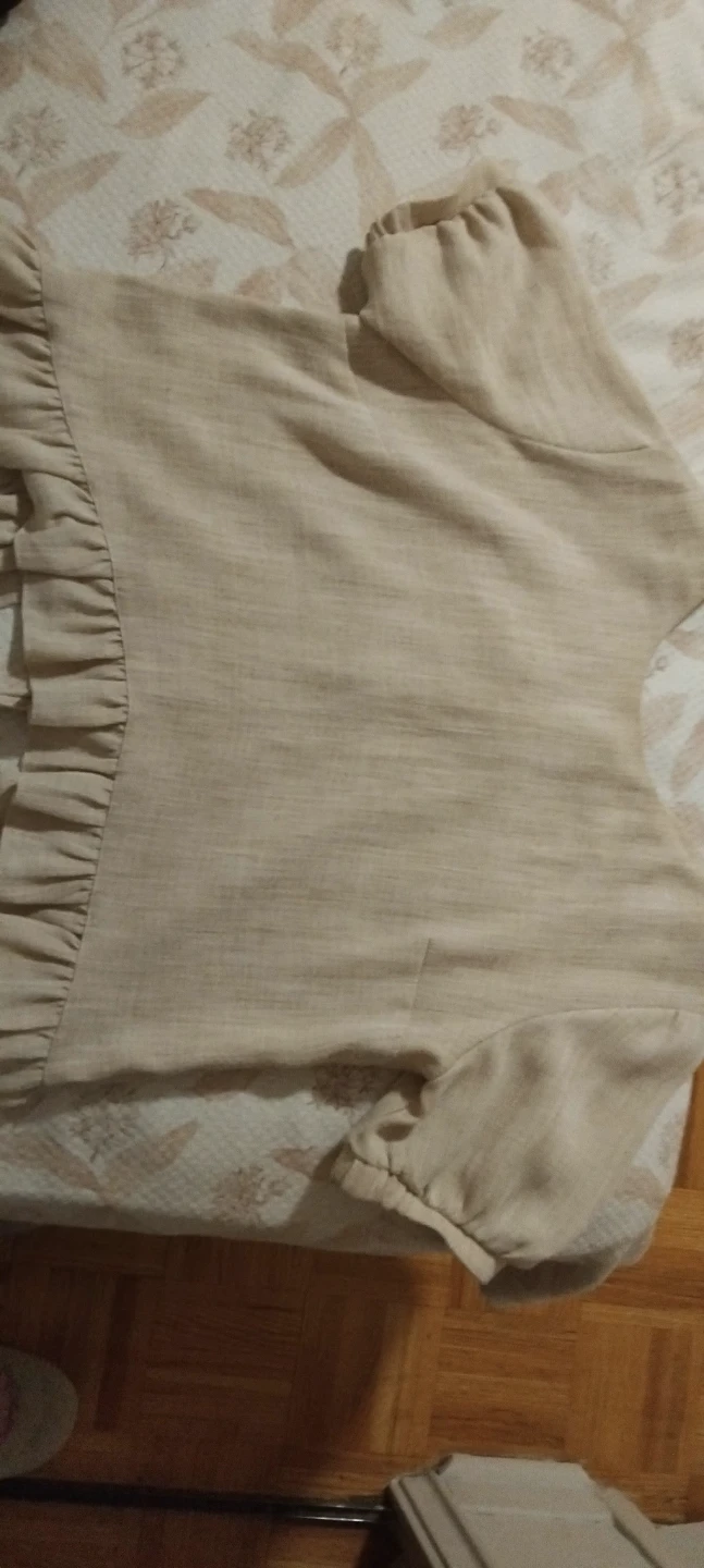 Beige Ruffled Top and skirt set - photo 2