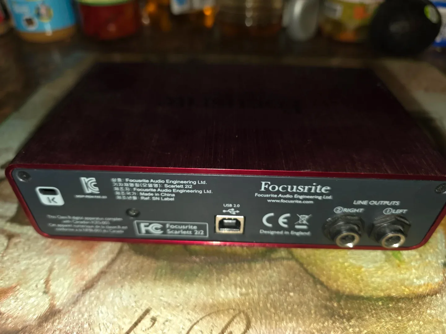 Focusrite Scarlett 2i2 USB Audio Interface - photo 3