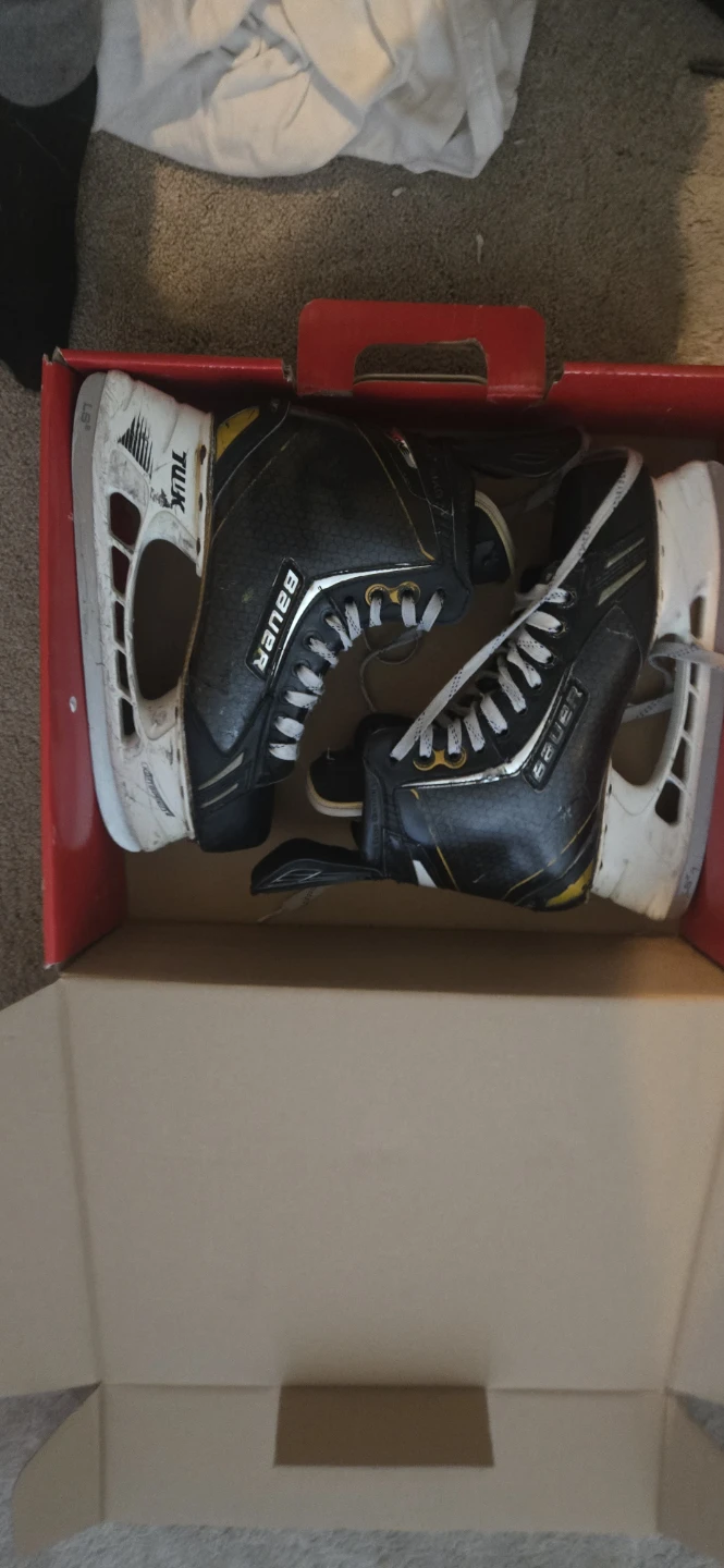 Bauer skates 8.5 men