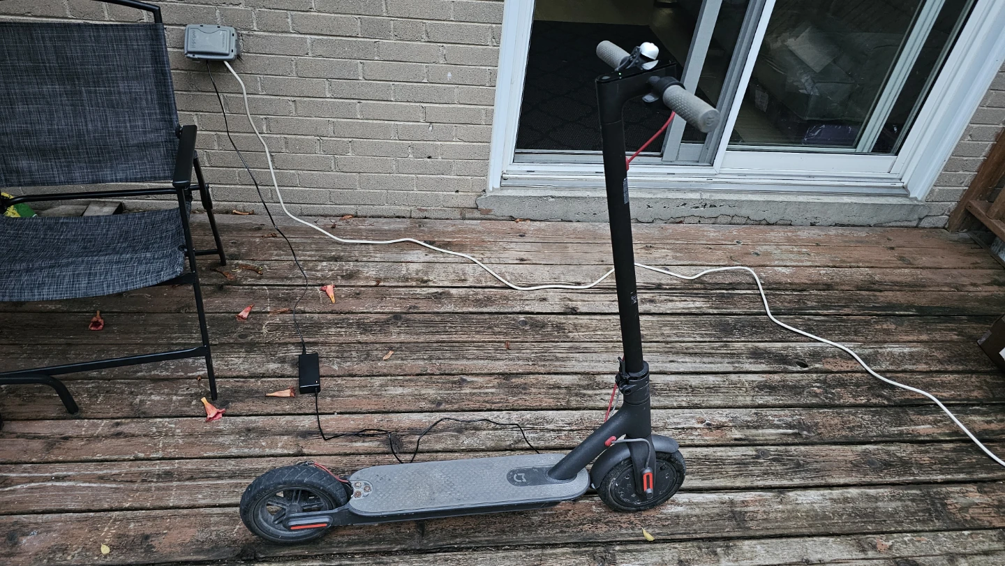 Grey Electric Scooter.  xiaomi M365 - photo 2