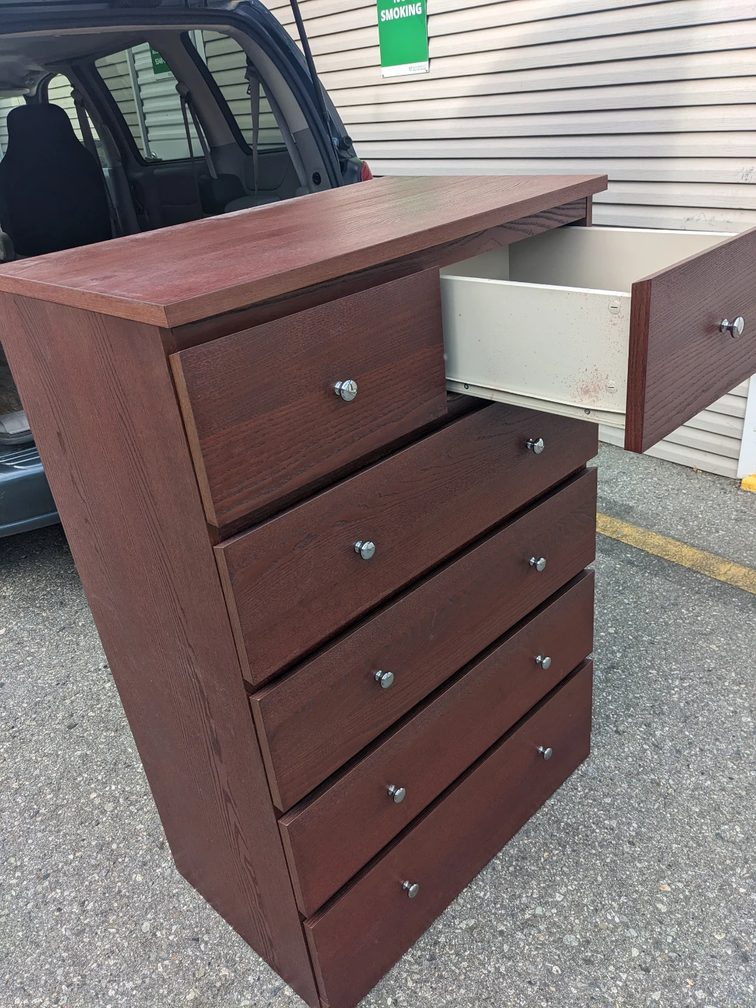 Malm Ikea dresser delivery available - photo 3
