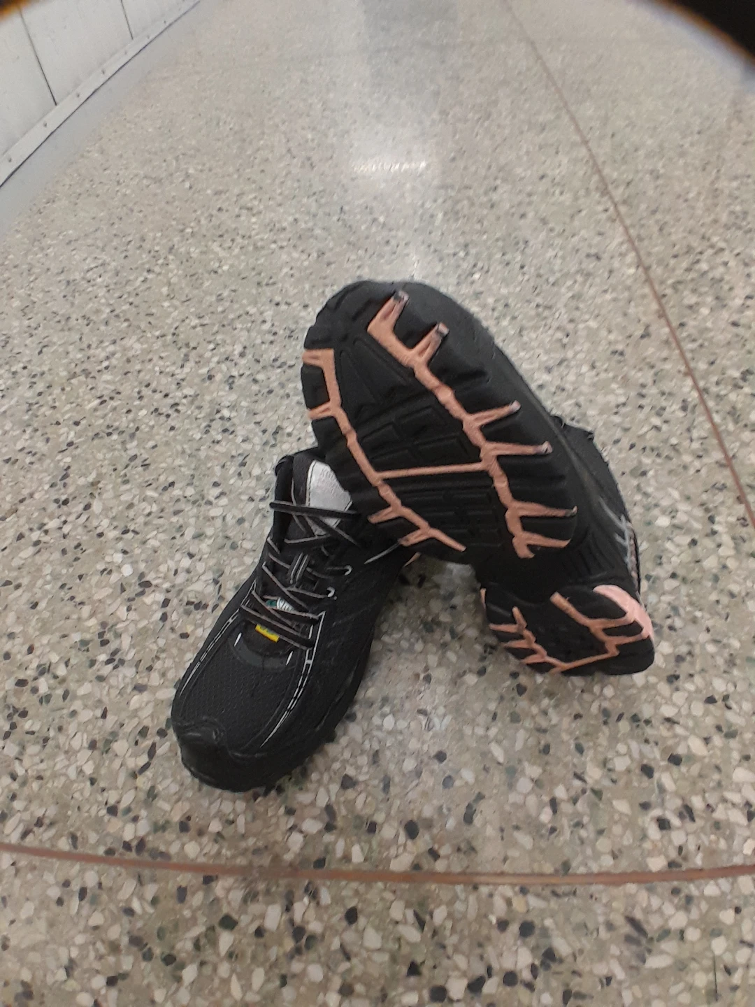 Kodiak Black  Safety Shoes Women's Size 7.5 - photo 2
