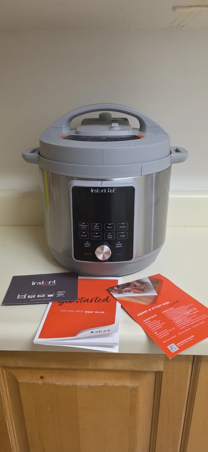 Instant Pot Duo Plus 9-in-1 Electric Pressure Cooker