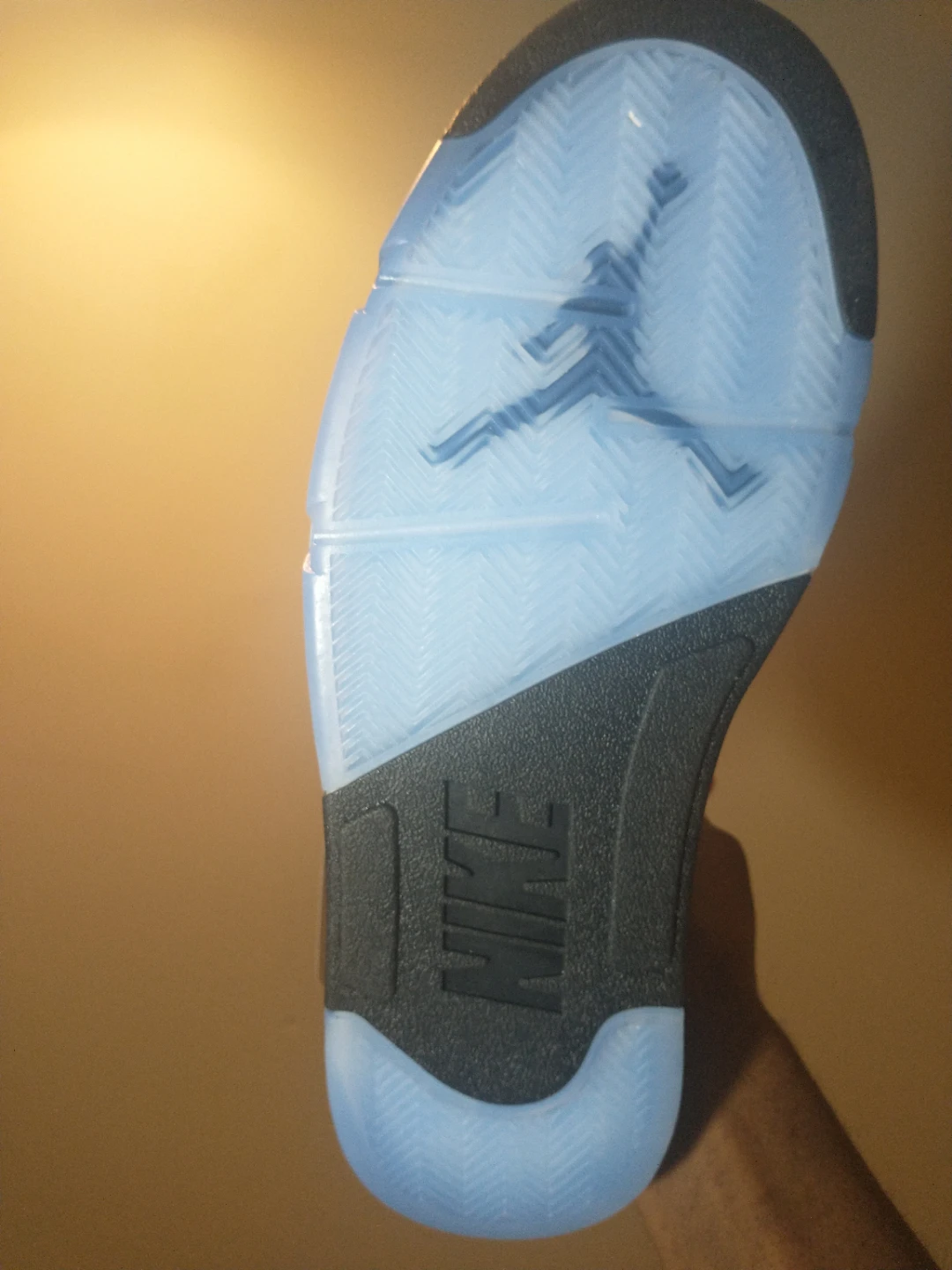 Nike Air Jordan 5 Retro Black Metallics - photo 2