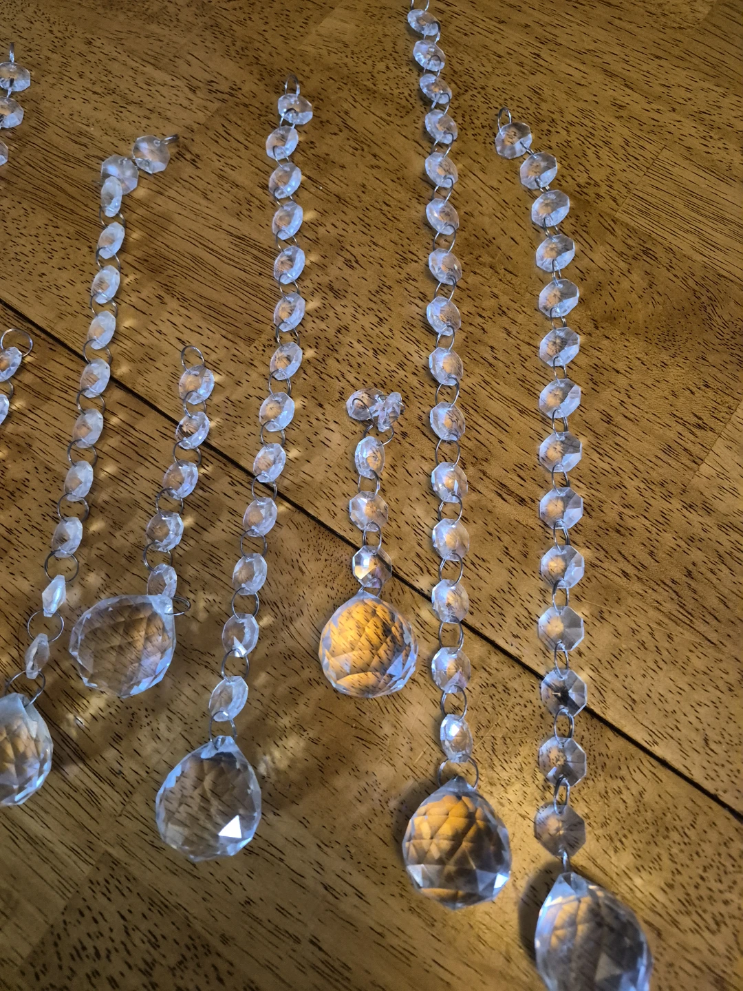 Misc. Lot of 13... 1 1/2" and 1 .. 2"  Crystal Glass Pendants.. - photo 4