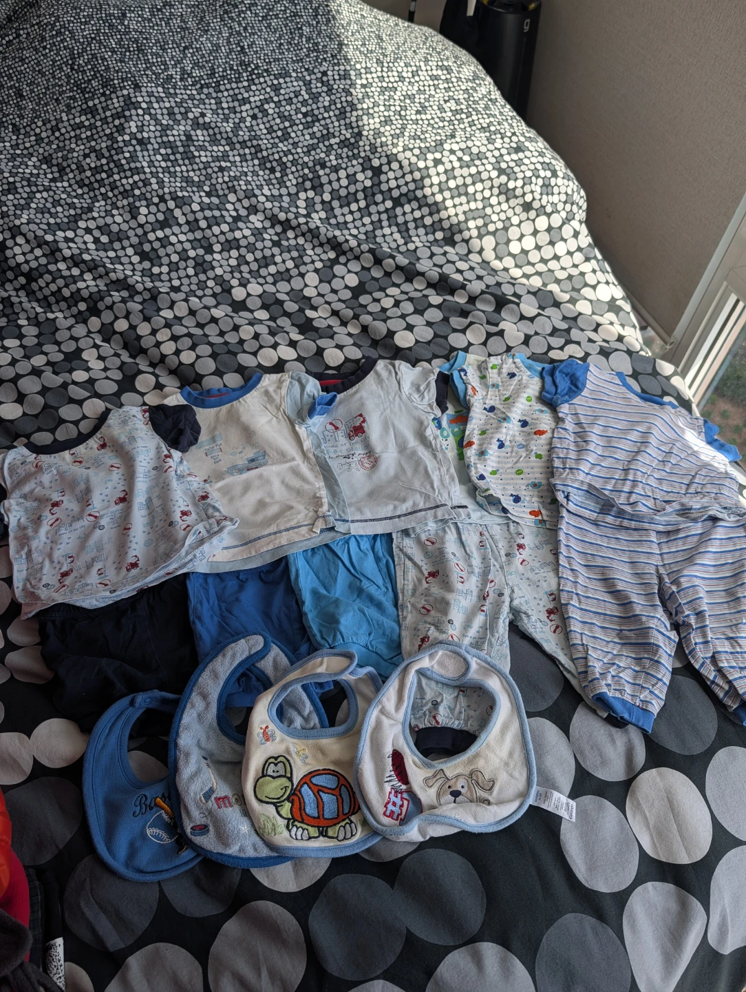 Baby boy lot bundle NB-6 months - photo 4
