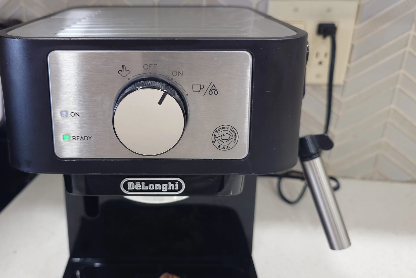 De'Longhi Stilosa Compact Manual Espresso Machine, Milk Frother - photo 3
