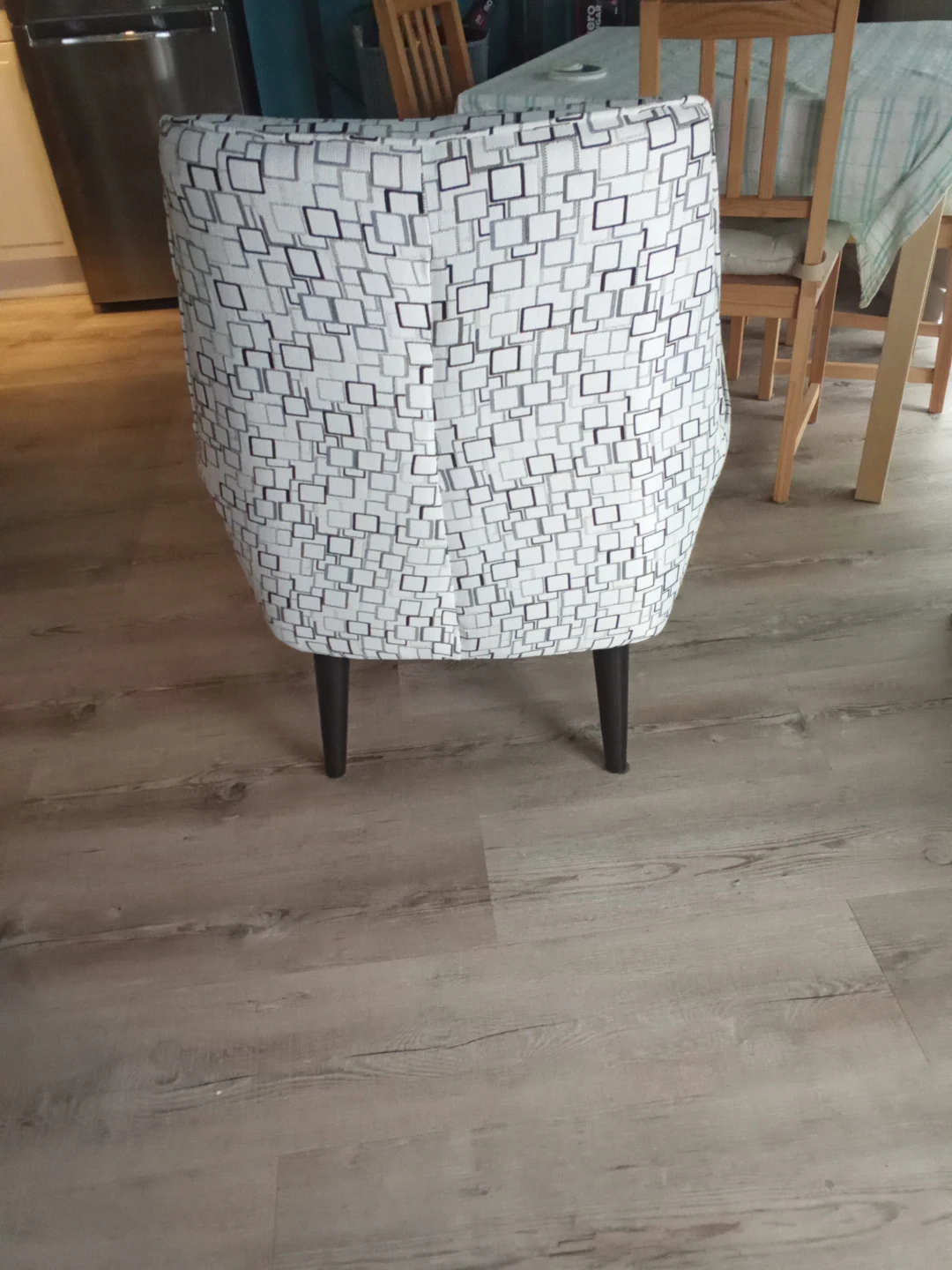 Accent Chair with Geometric Pattern - photo 4