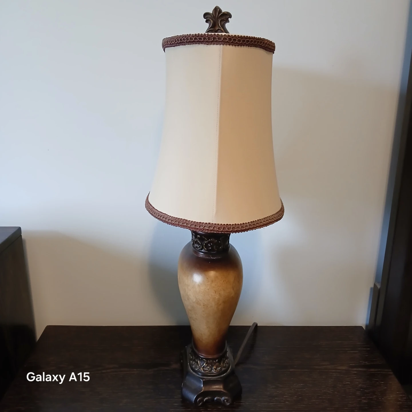 MOVING SALE - Decorative Table Lamp - photo 2