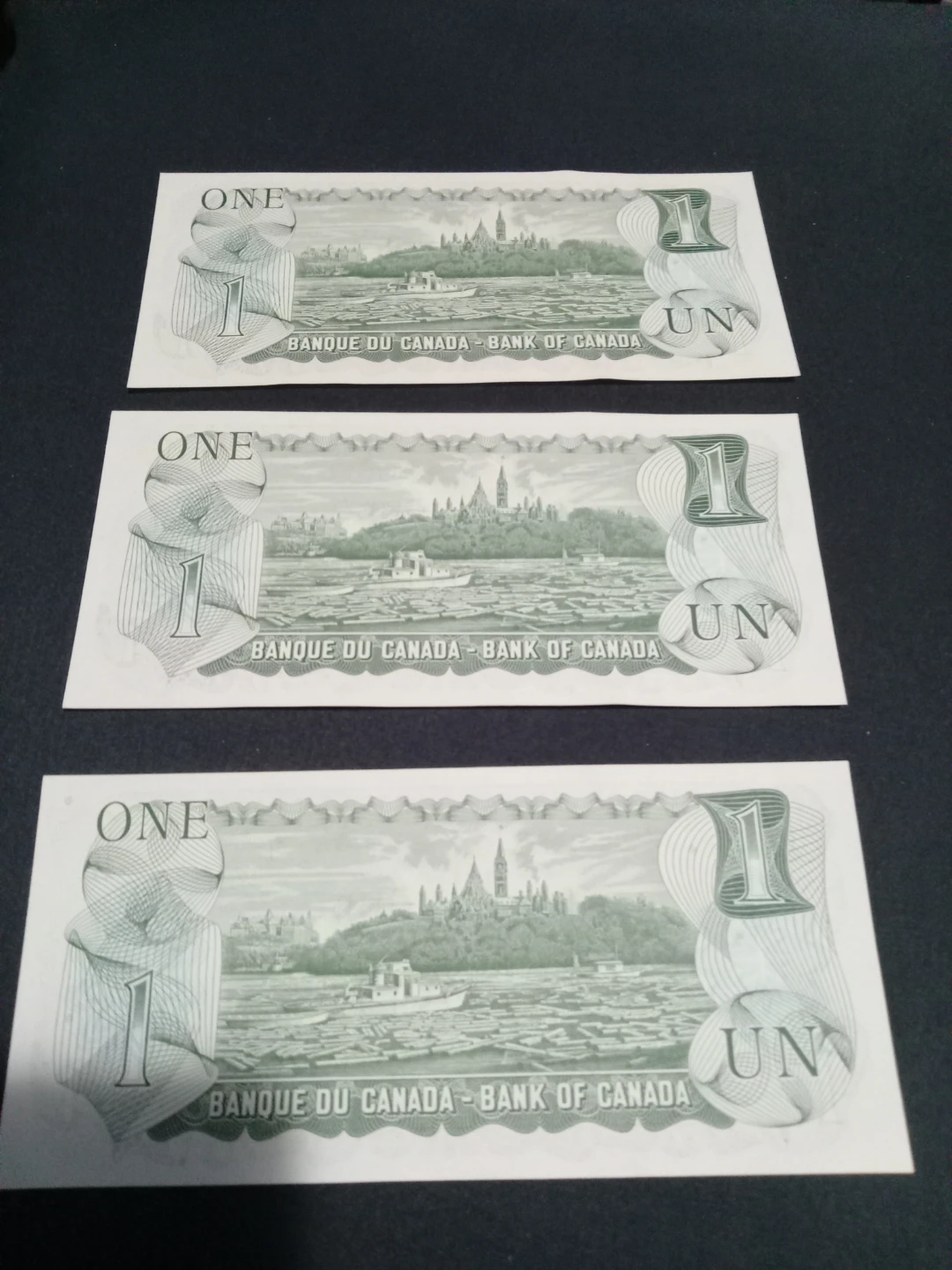Uncirculated consecutive Canadian one dollar bills - photo 2