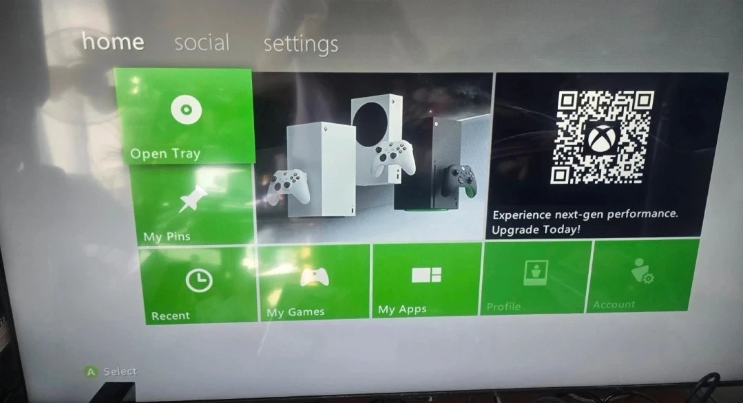 Microsoft: Xbox 360 Slim Kinect Bundle - photo 3