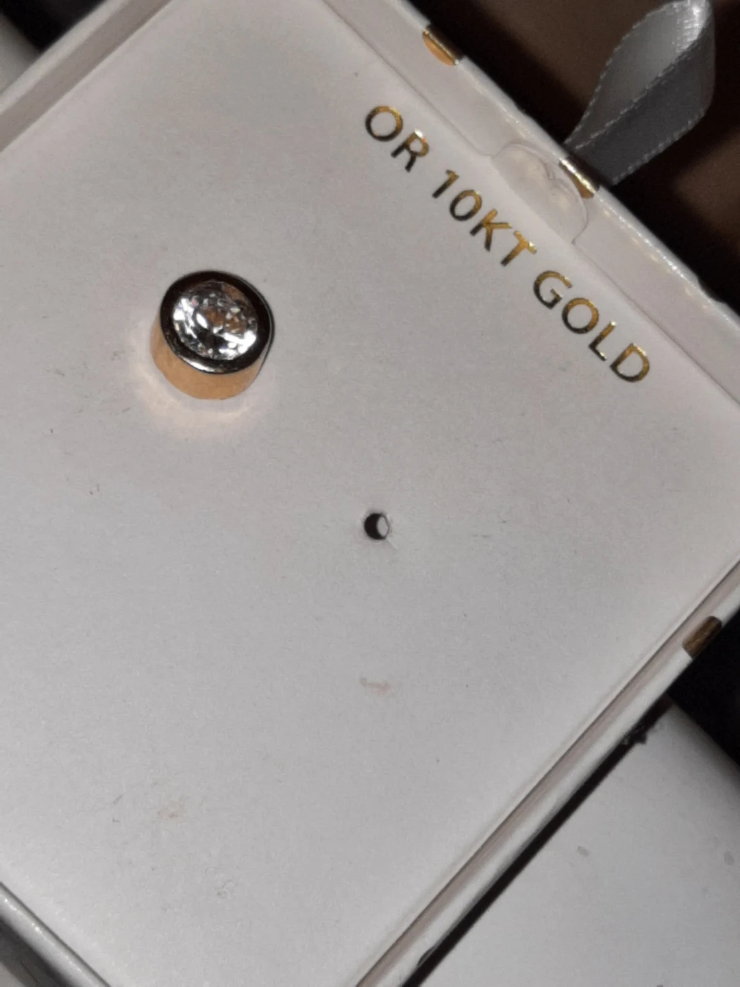 Huge single Solid 10KT Gold Stud Earring AAA CZ - photo 2
