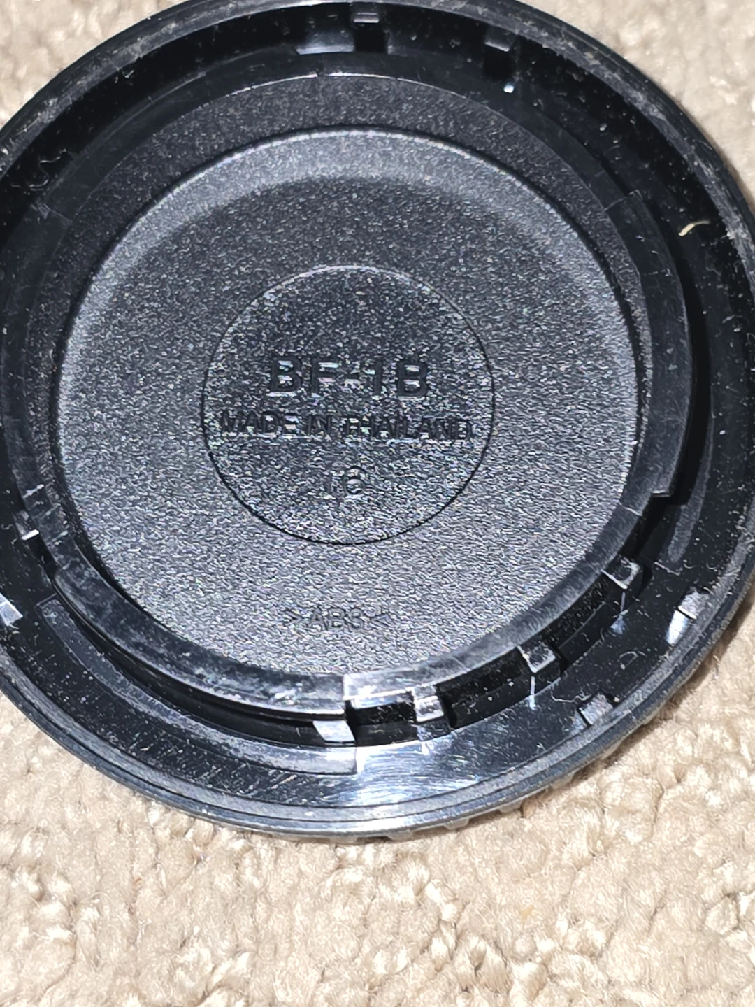 Nikon F Mount Body Cap - photo 2