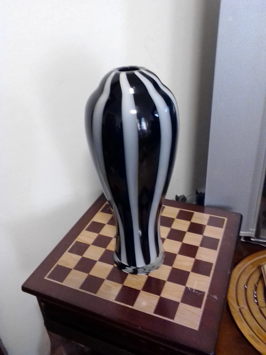 Art deco vase