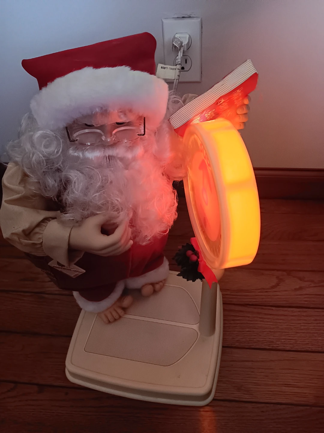 Santa claus the weight in - photo 4
