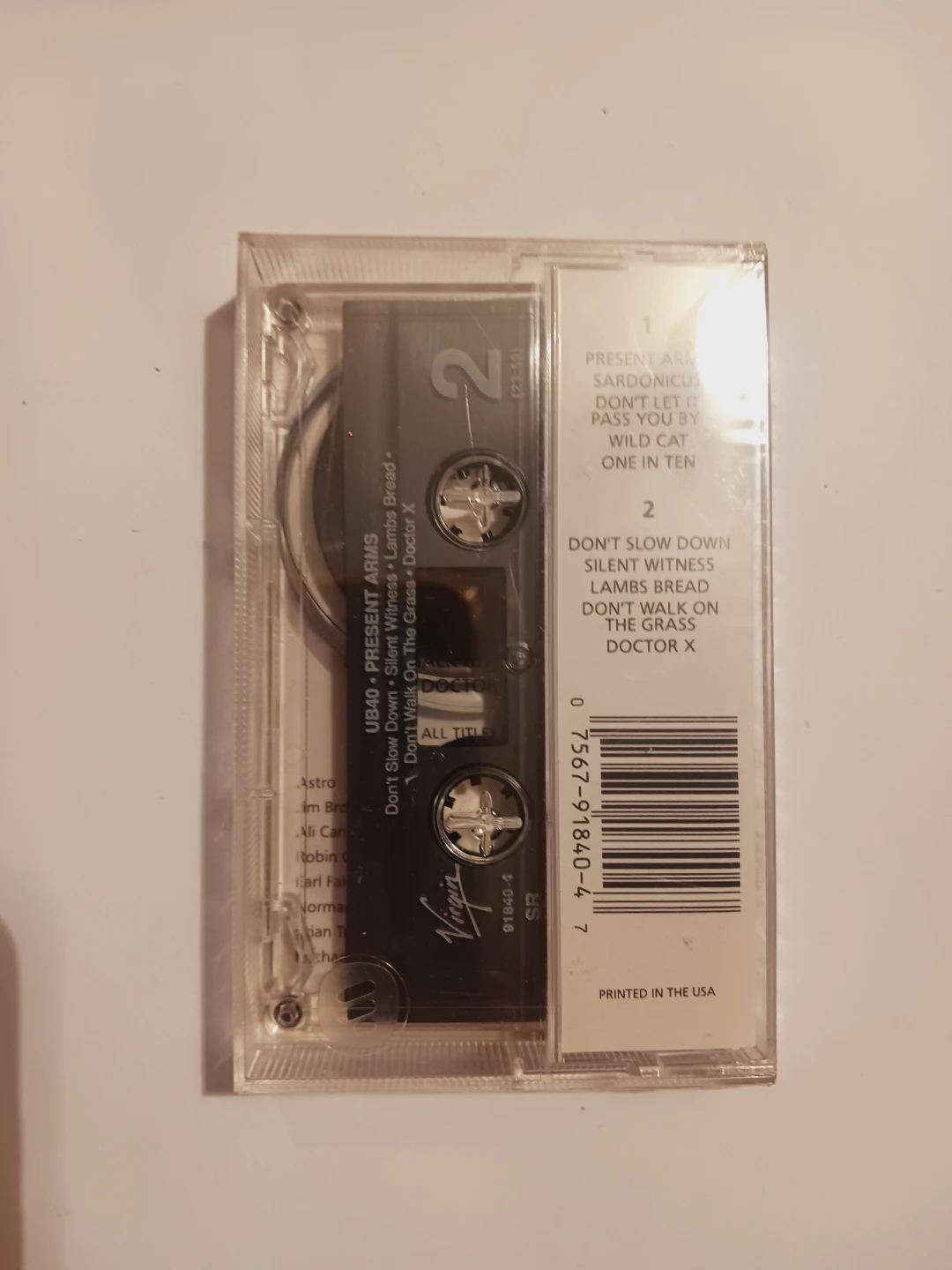New !! UB40 Present Arms Cassette Tape Sealed. - photo 3