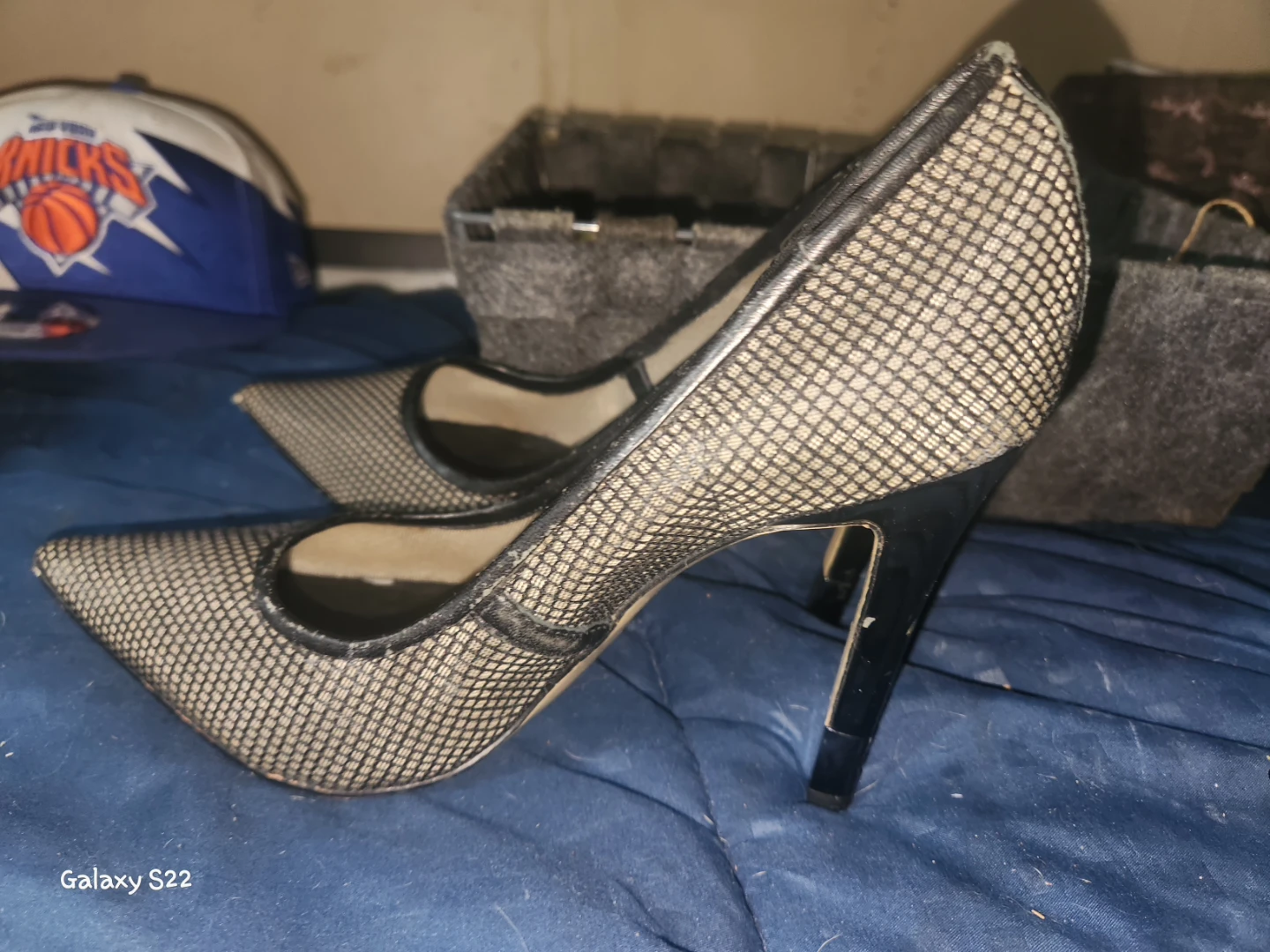Guess Women's Heels Size 7.5M - photo 4