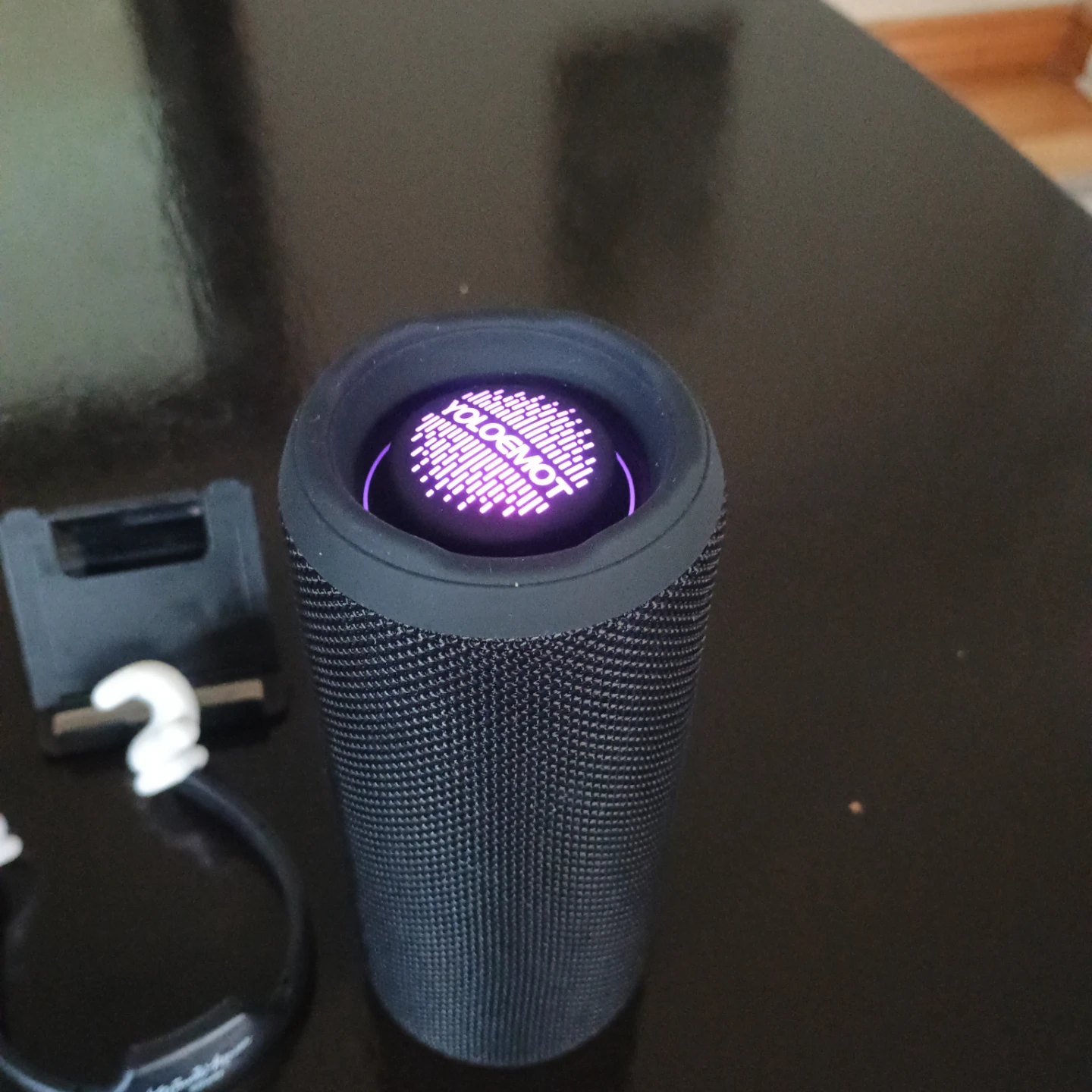 VOLOEMOT T13 Portable Bluetooth Speaker - photo 3