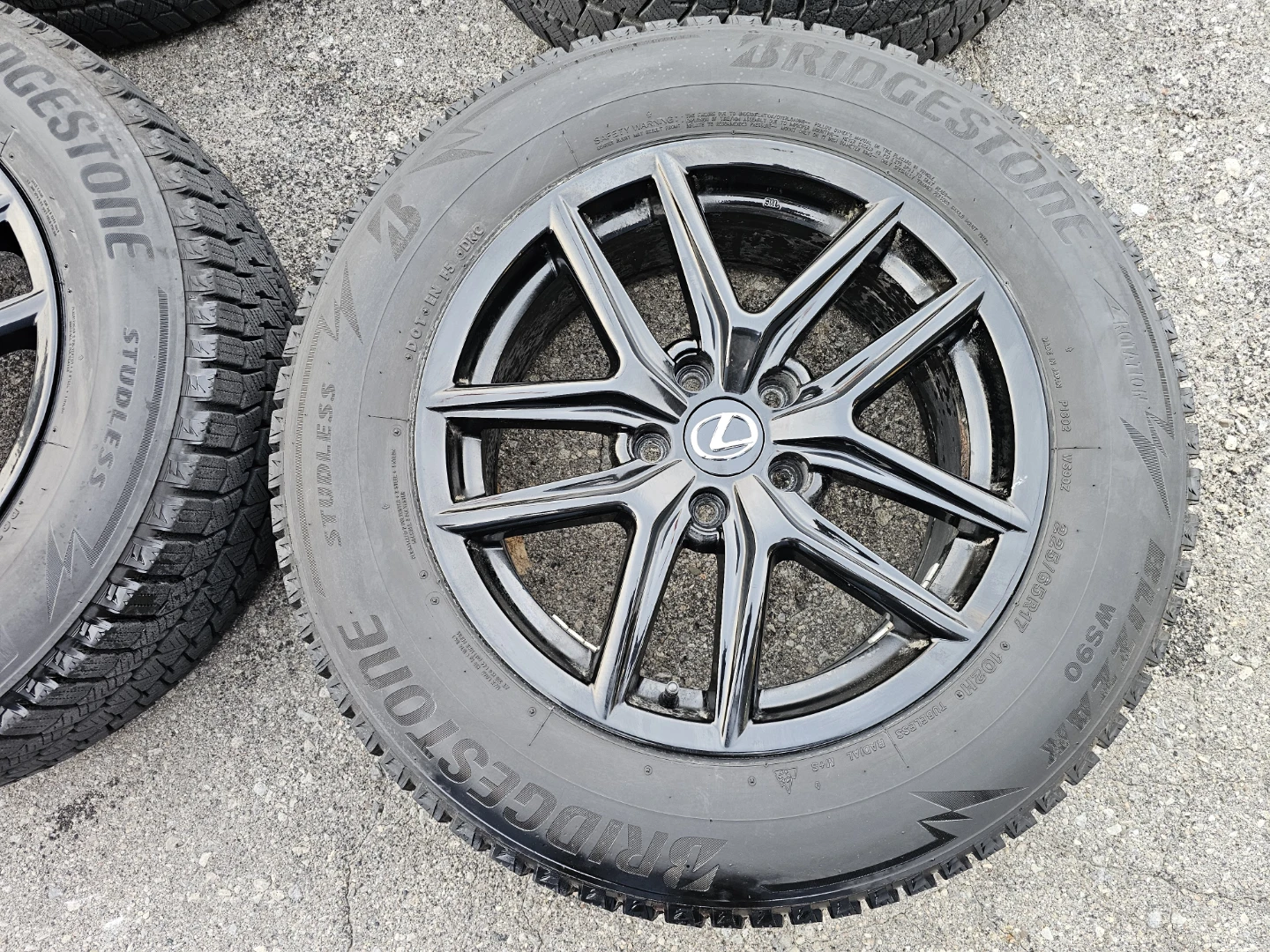 LEXUS NX, TOYOTA RAV4 WINTER TIRES ON RIMS 225/65 R17 - photo 4