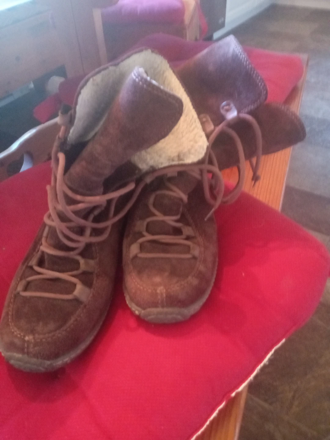Timberland Brown Suede Boots - photo 2