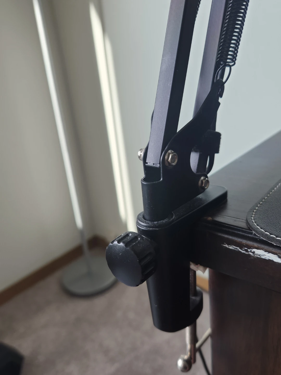 HyperX SoloCast USB Microphone + Boom Arm & Accessories - photo 4