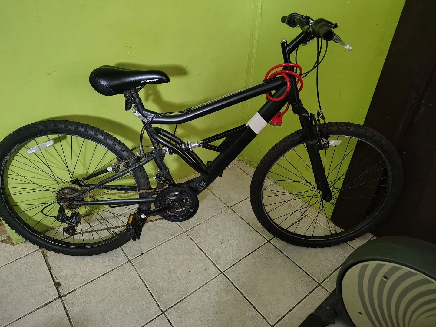 Hyper Full Suspension Mountain Bike