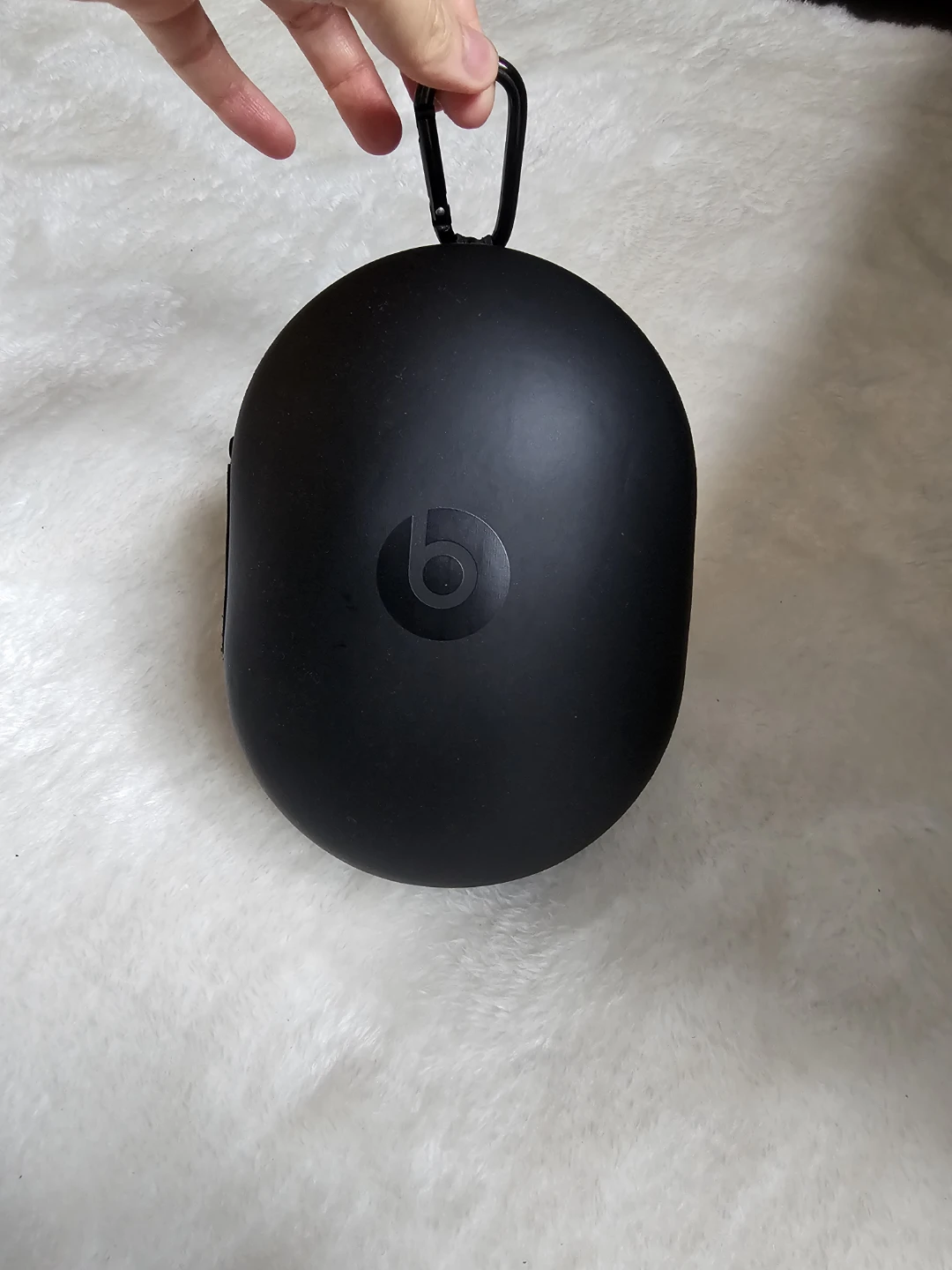 Beats Studio3 Headphones with Custom Donut Ear Pads and Case - photo 4
