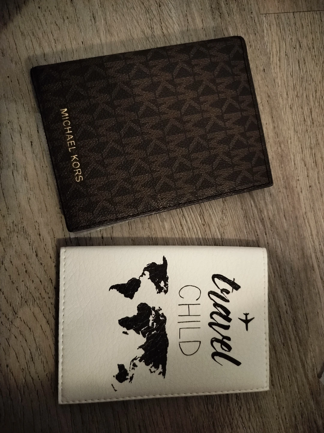 Michael Kors Passport Case and Travel Child Cover Holder