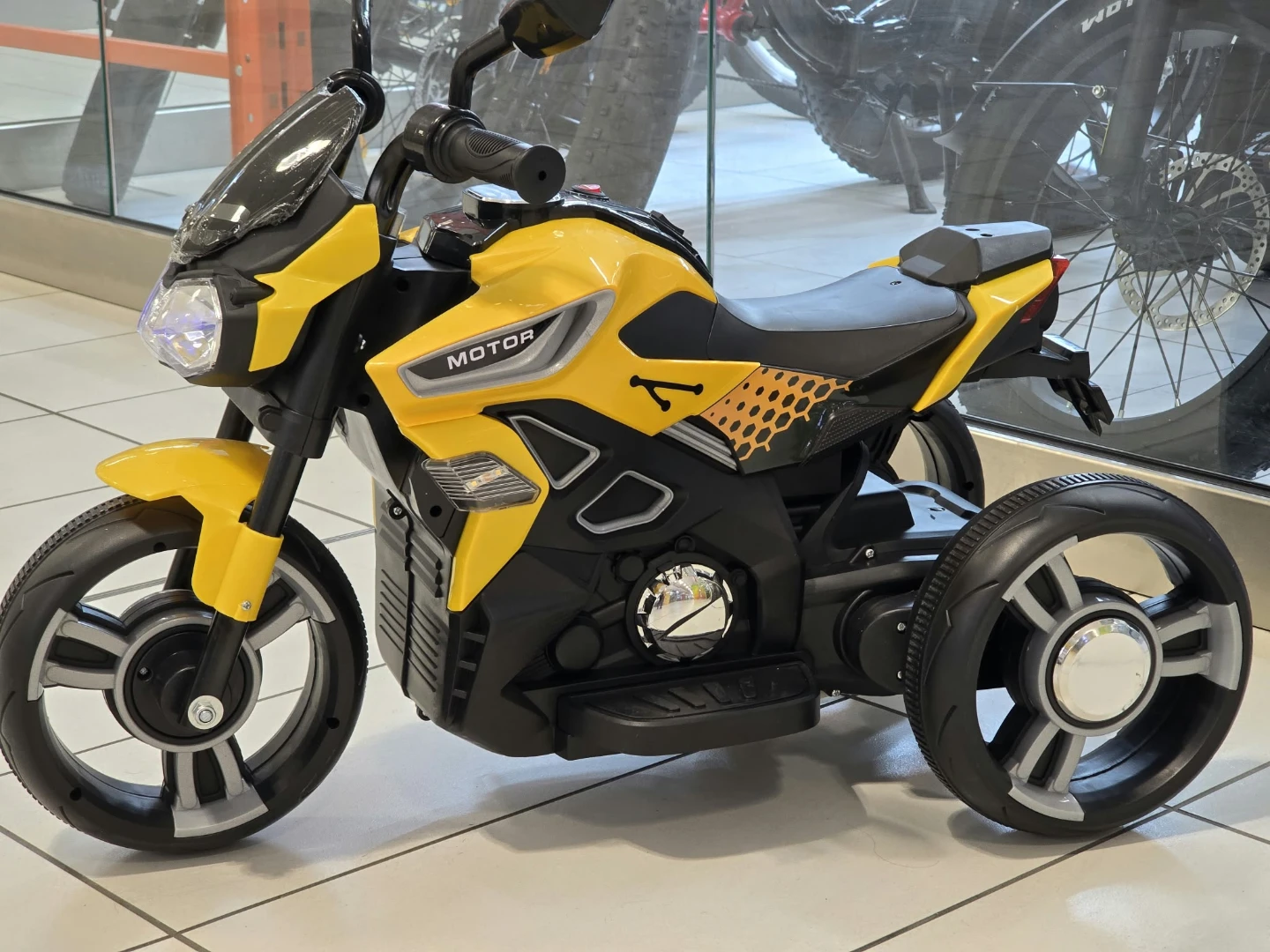MOTO-20 Kids Ride-On Motorcycle - photo 5