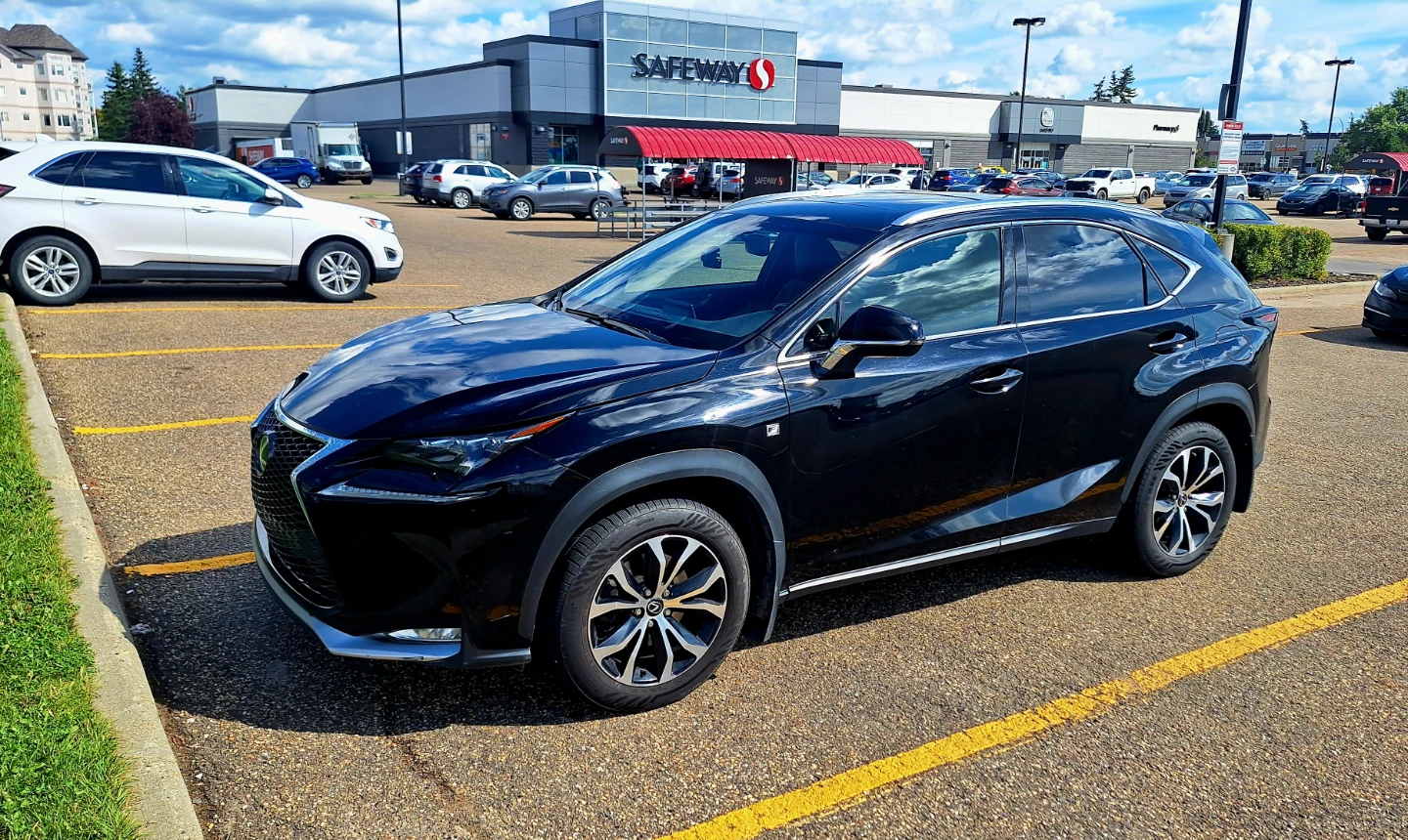 Lexus NX200t - photo 2