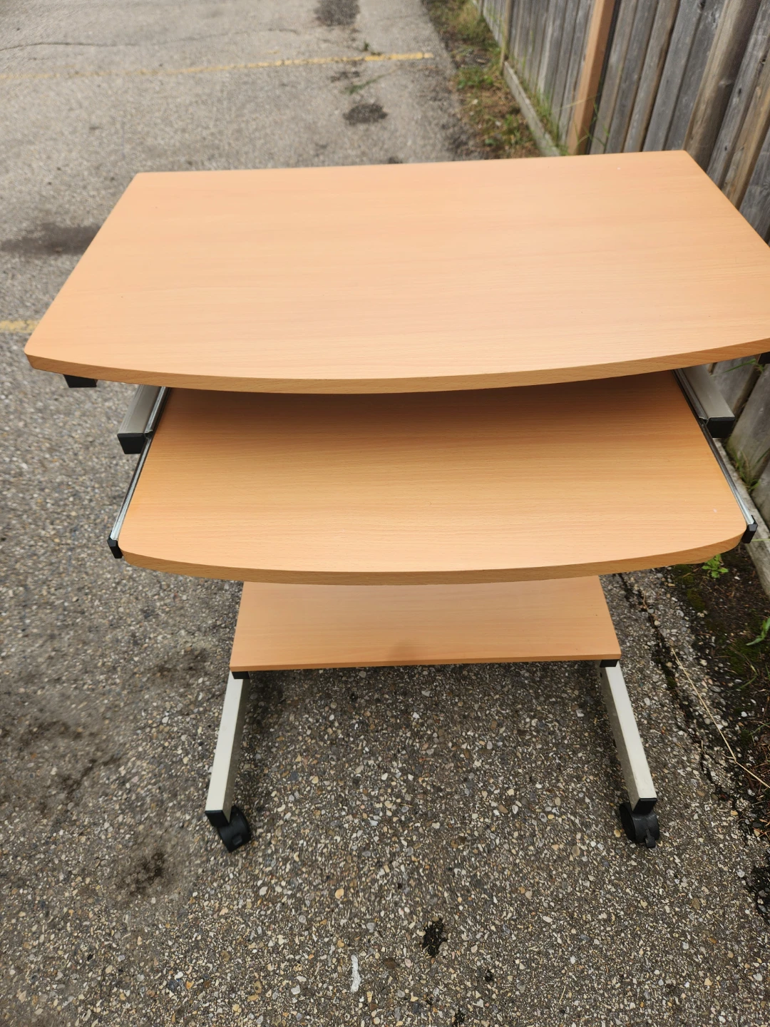Computer desk