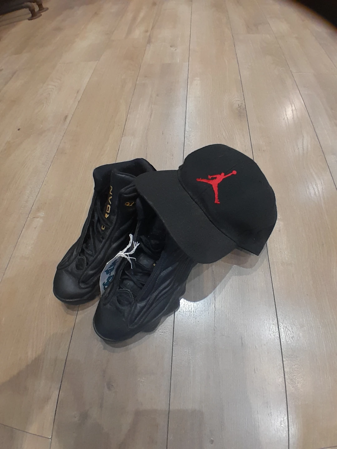 Jordan Black Sneakers and Cap Set Men's Size 7 - photo 3