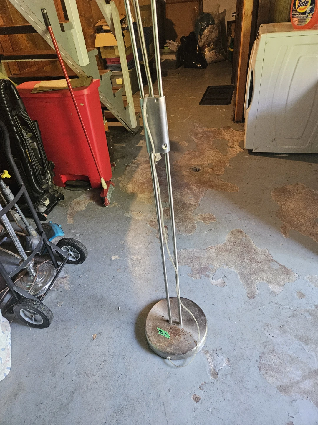 Floor Lamp with Adjustable Arms - photo 3