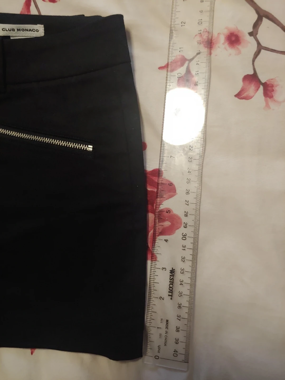 Club Monaco Black Zipper Detail Shorts Size 00 - photo 4