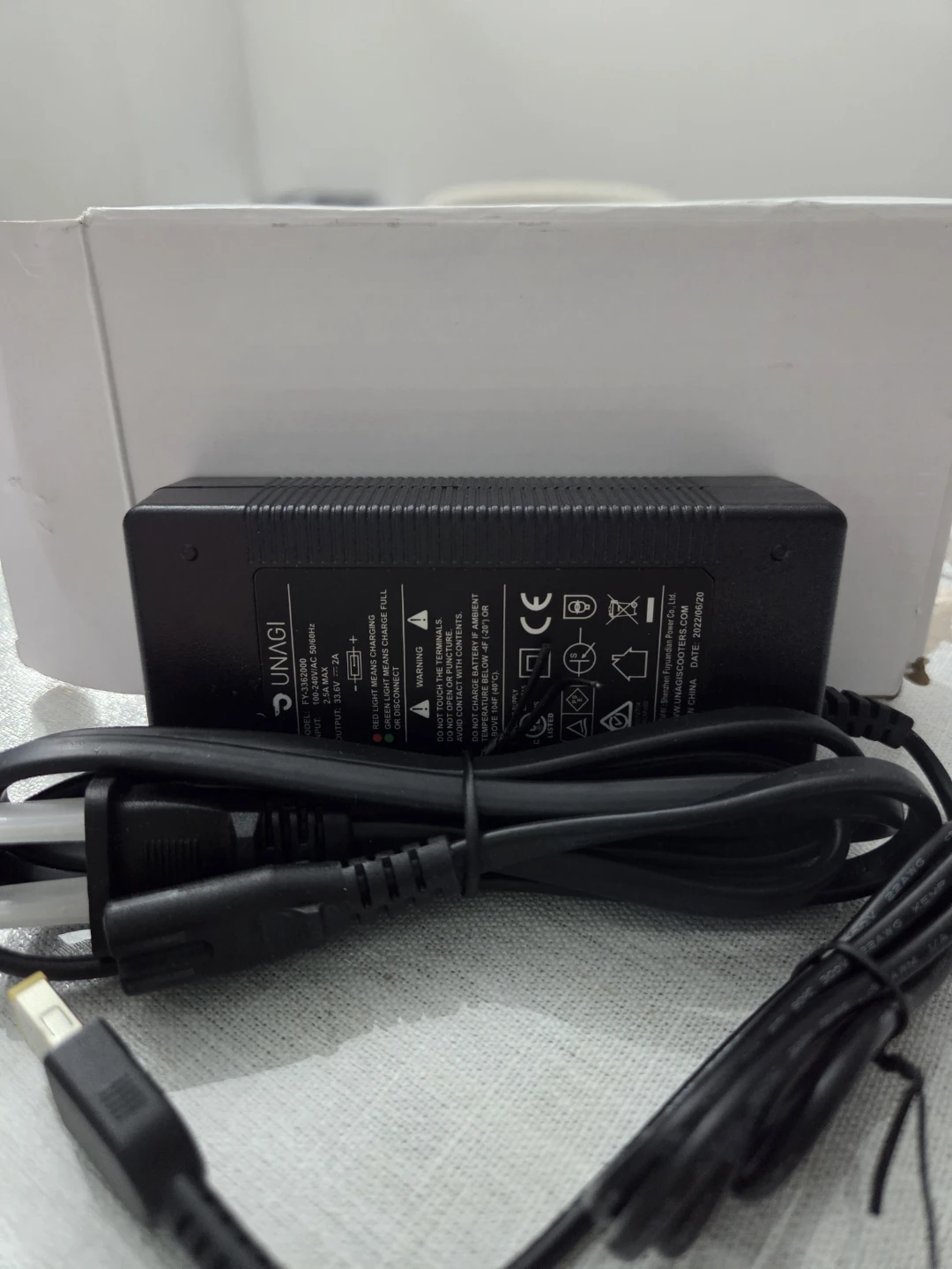 Unagi FY-3362000 Power Adapter Charger 33.6V 2A