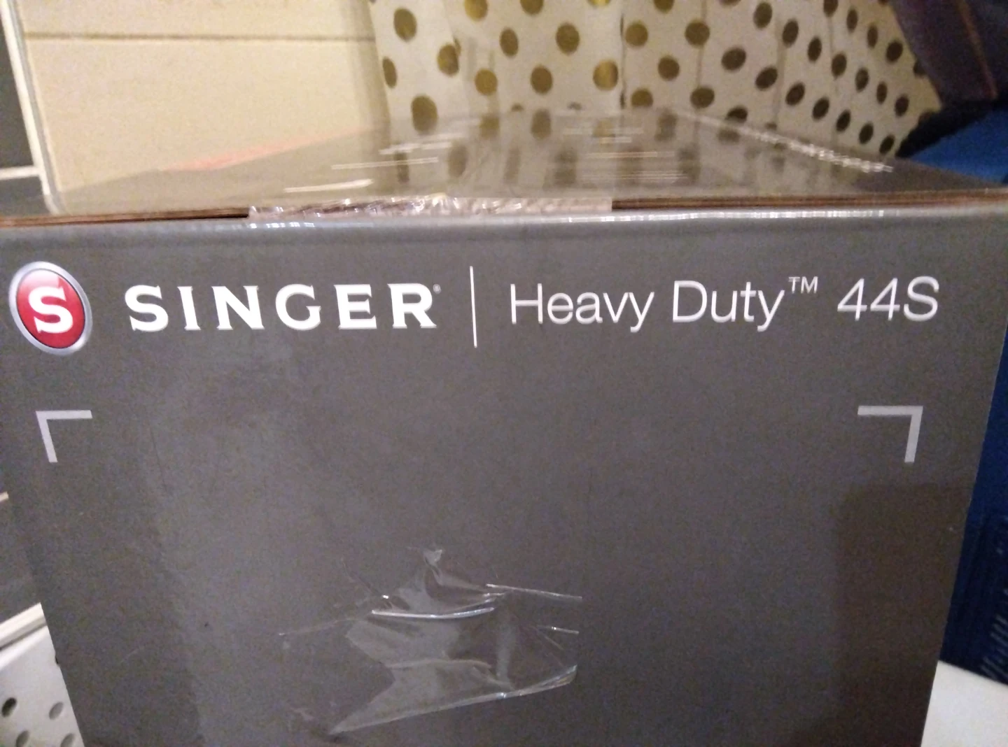Singer Heavy Duty 44S Sewing Machine - photo 3