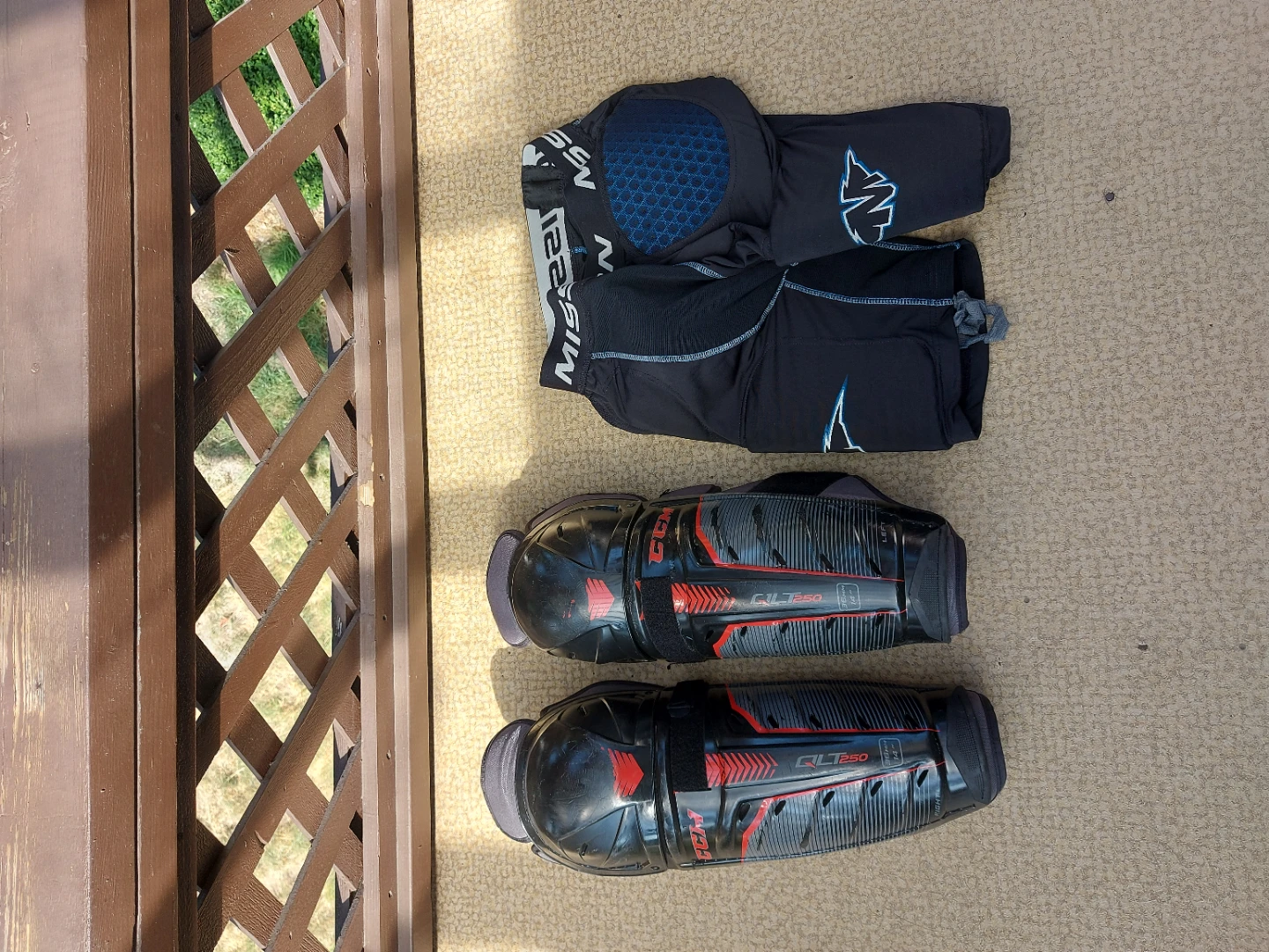 Bauer CCM and Mission hockey equipment set with bag - photo 4