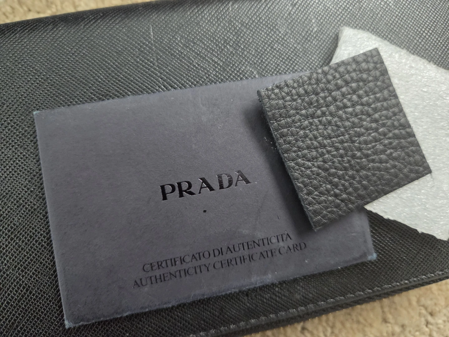 Prada Black Saffiano Leather Zip Around Wallet - photo 5