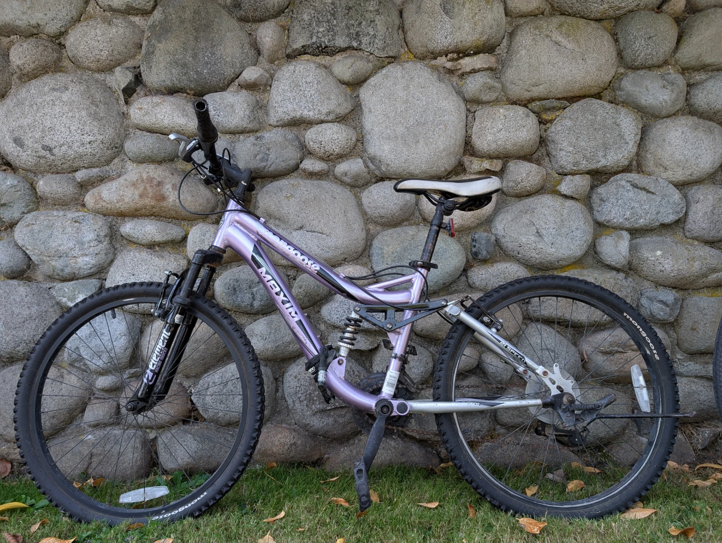 SmallMongoose Maxim Full Suspension Mountain Bike
