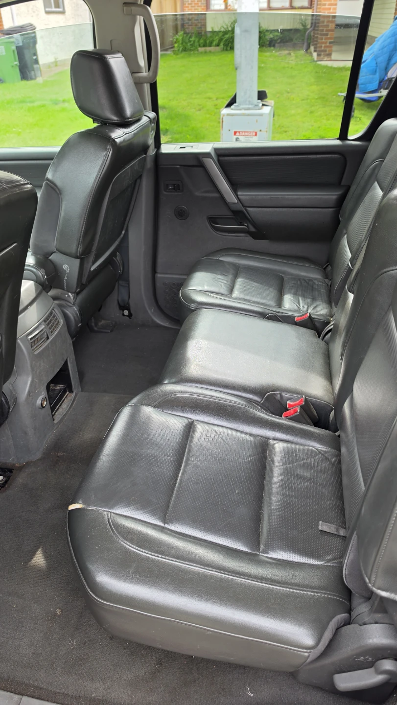 Nissan Armada LE - photo 4