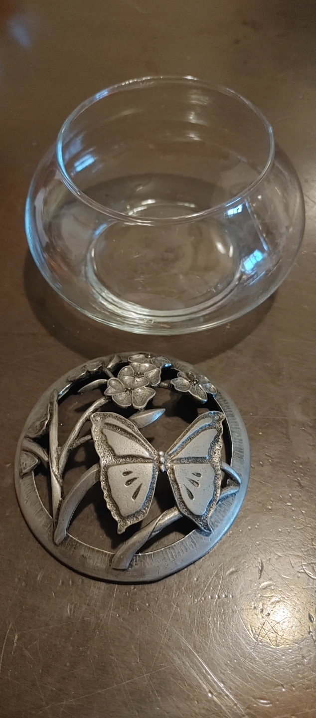 Glass Jar with Butterfly Lid - photo 2