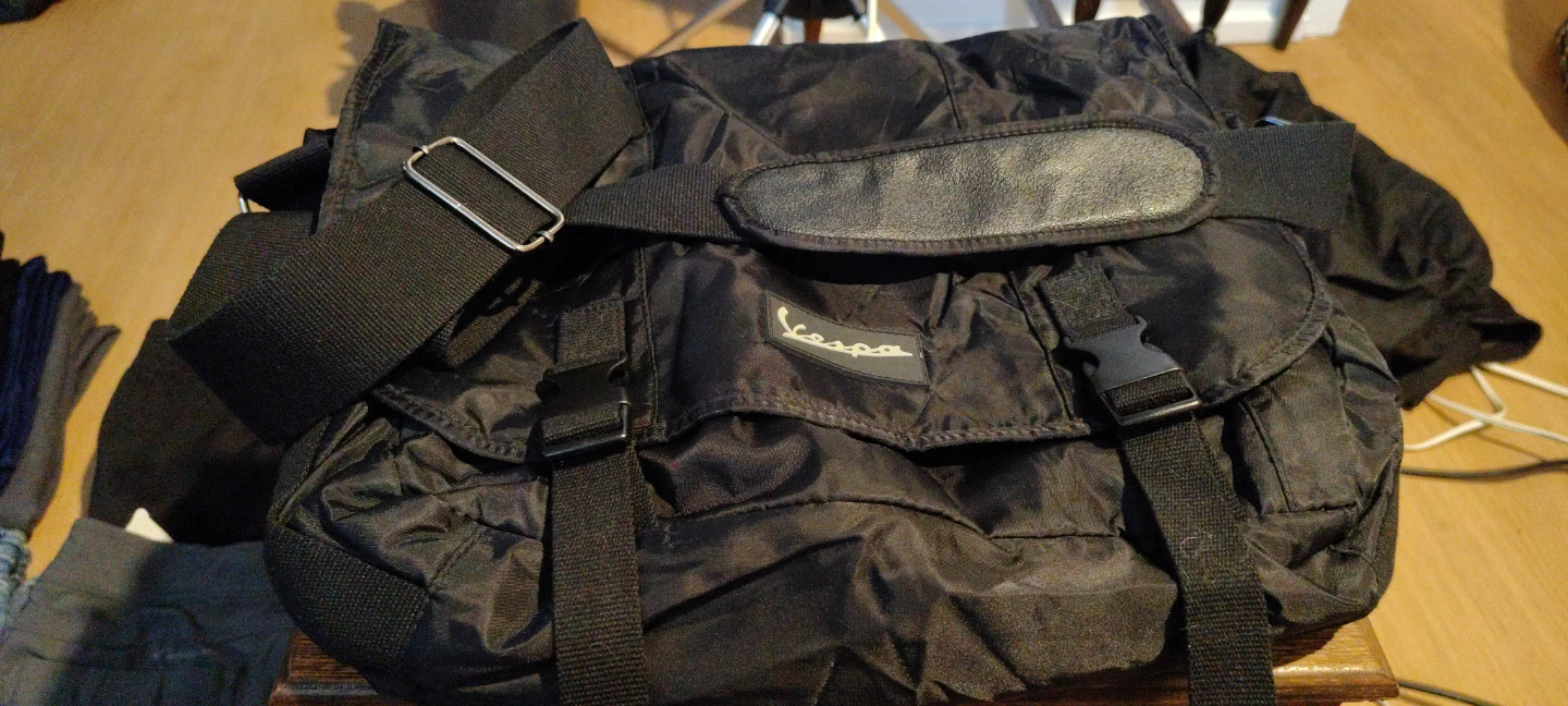 Vespa Messenger Bag