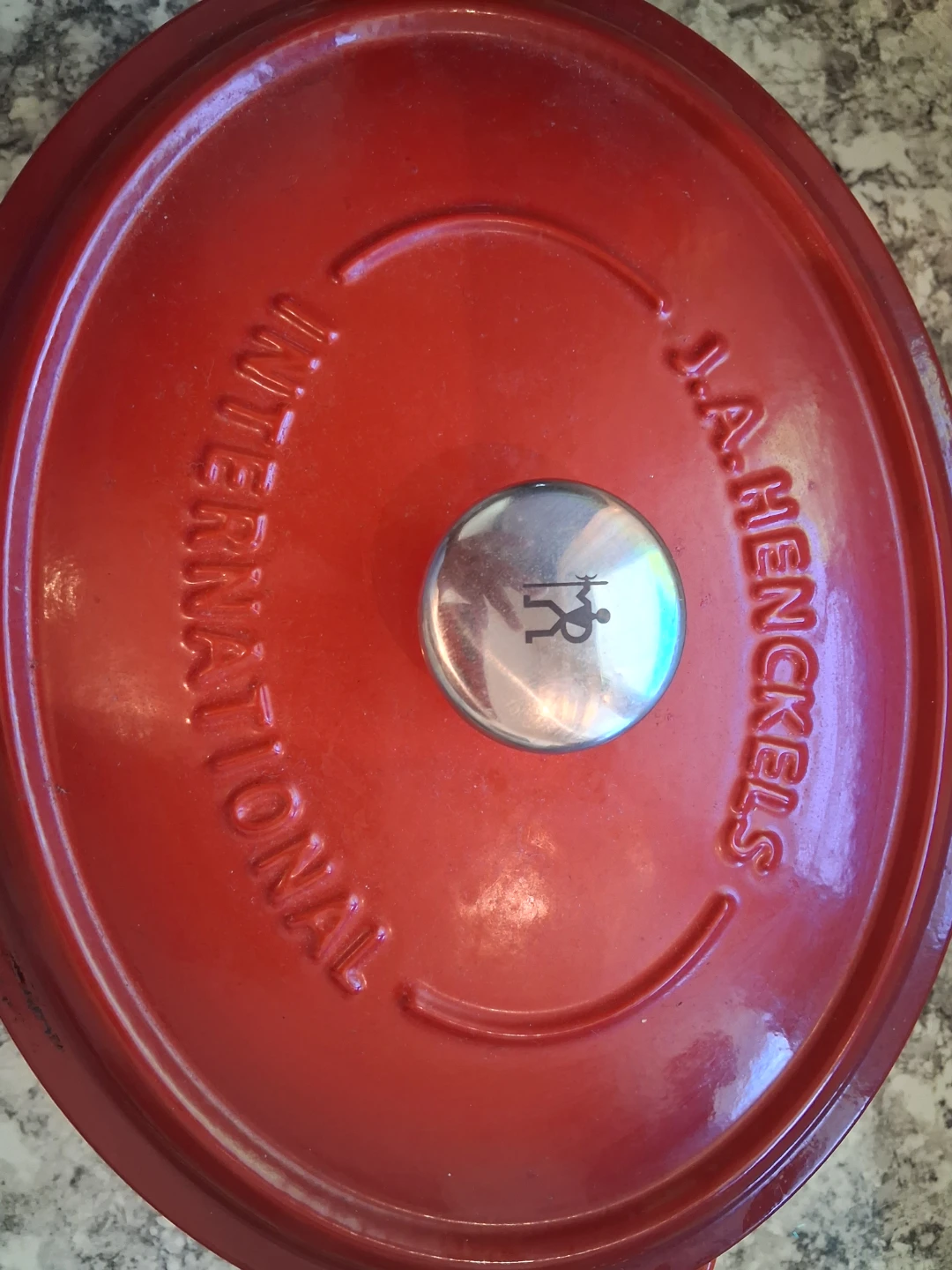 Brand new 4 quart cast iron dutch oven