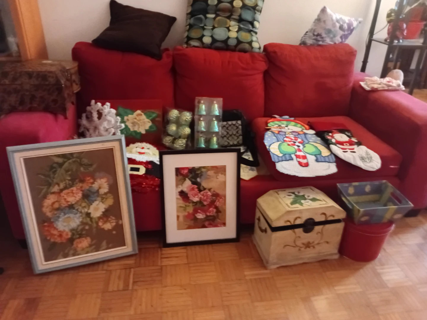 Assorted Decorative Items