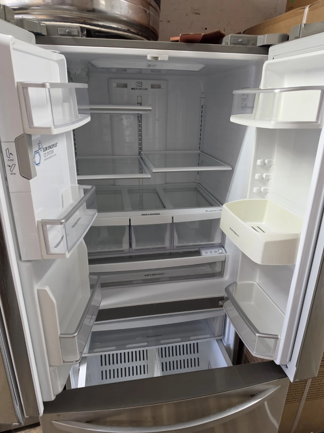 LG 33in Stainless Steel French Door Refrigerator - photo 2