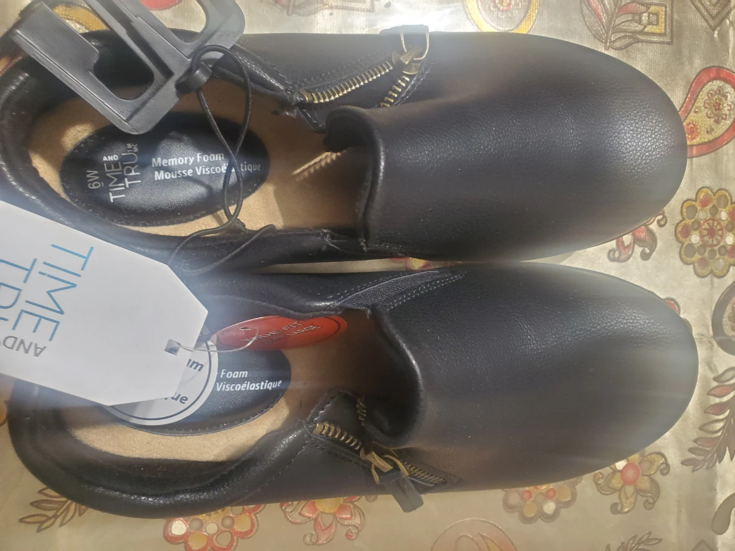 Time and Tru Women's Black Slip-on Shoes