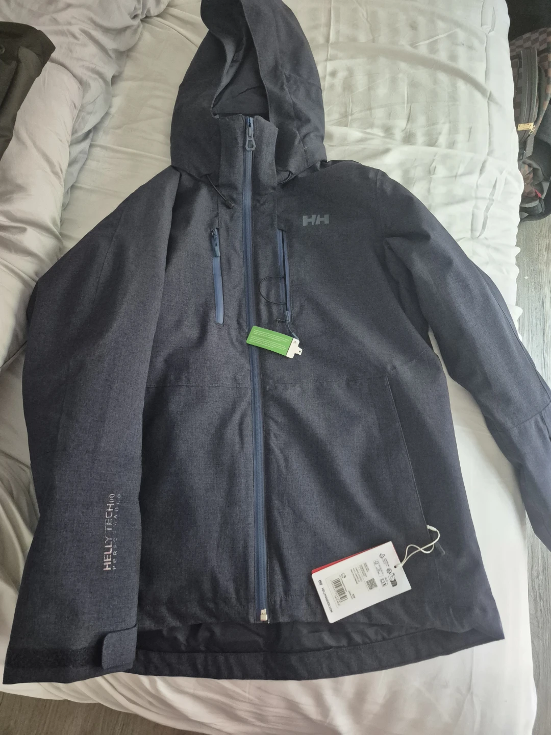 HELLY HANSEN