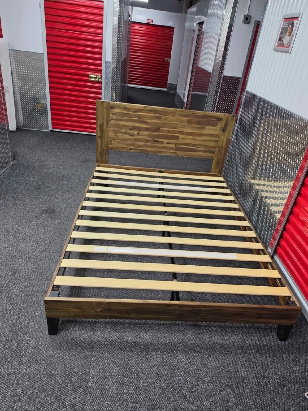 Zinus Wood Platform Bed Frame